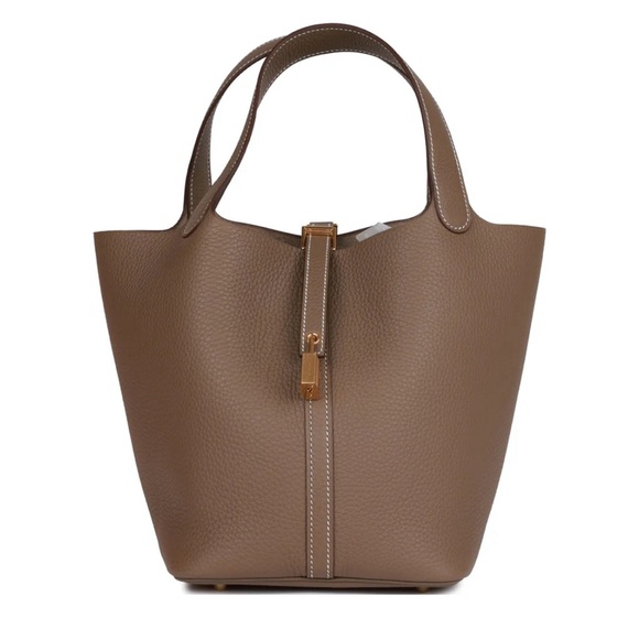 Hermes Handbags - Hermès Picotin Lock 22 Bag